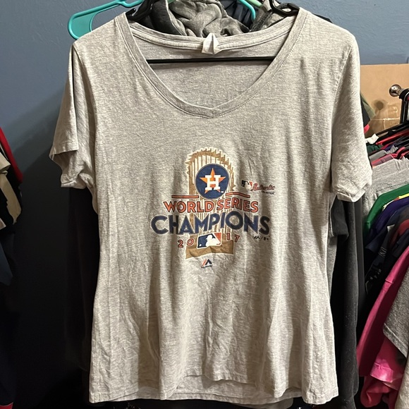 Two MLB Houston Astros 2017 World Series Champion Shirts 2XL and a Woman L - Picture 6 of 8